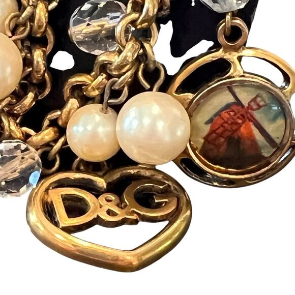 Dolce & Gabbana Vintage Gold and White Baroque-Inspired Charm Bracelet - Picture 4 of 5